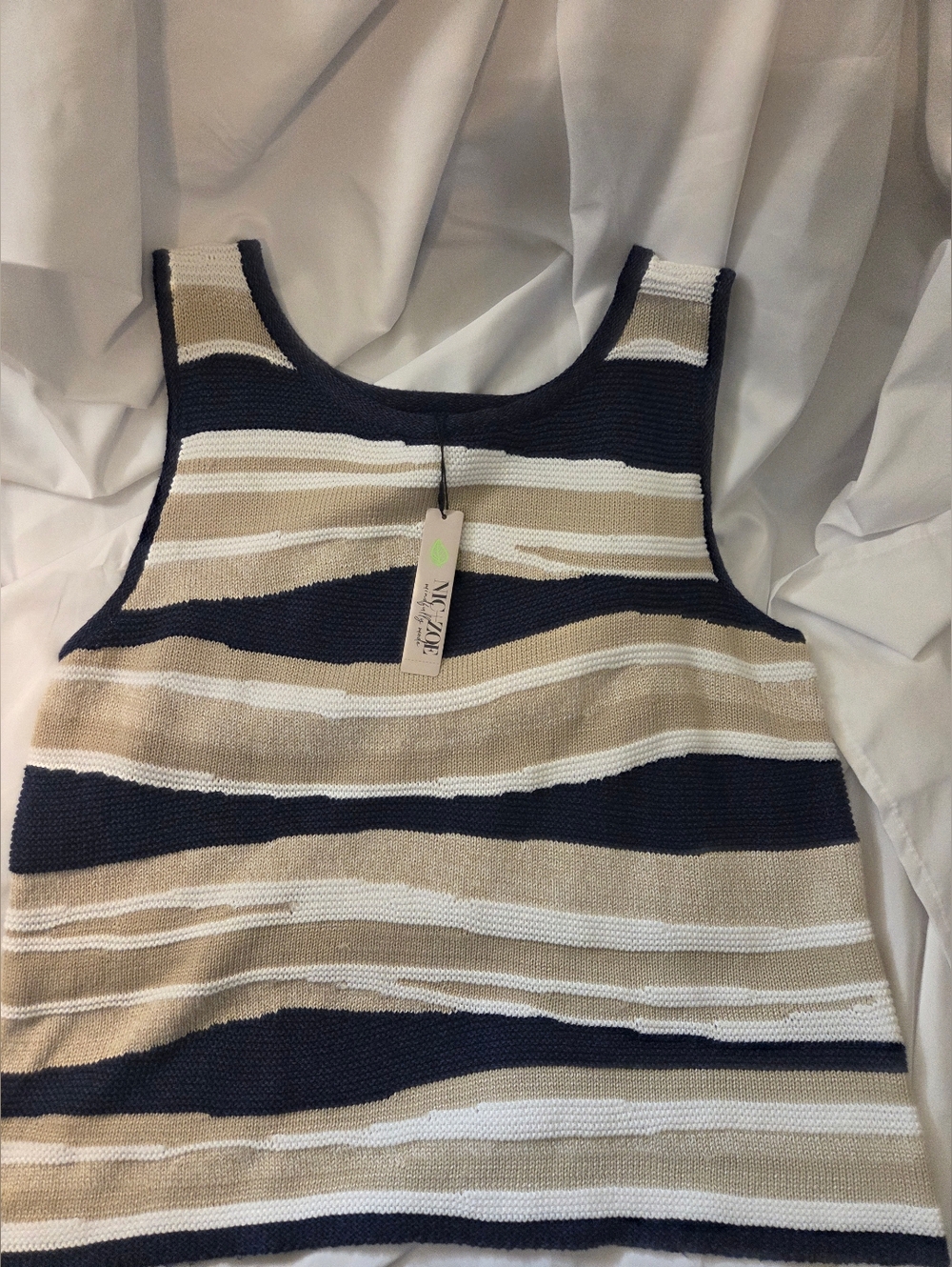 NWT NIC /ZOE Sweater Tank Size Large